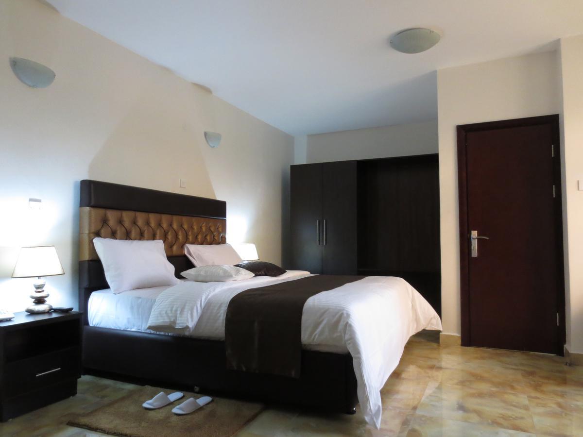 Airport Plaza Hotel Djouba Extérieur photo